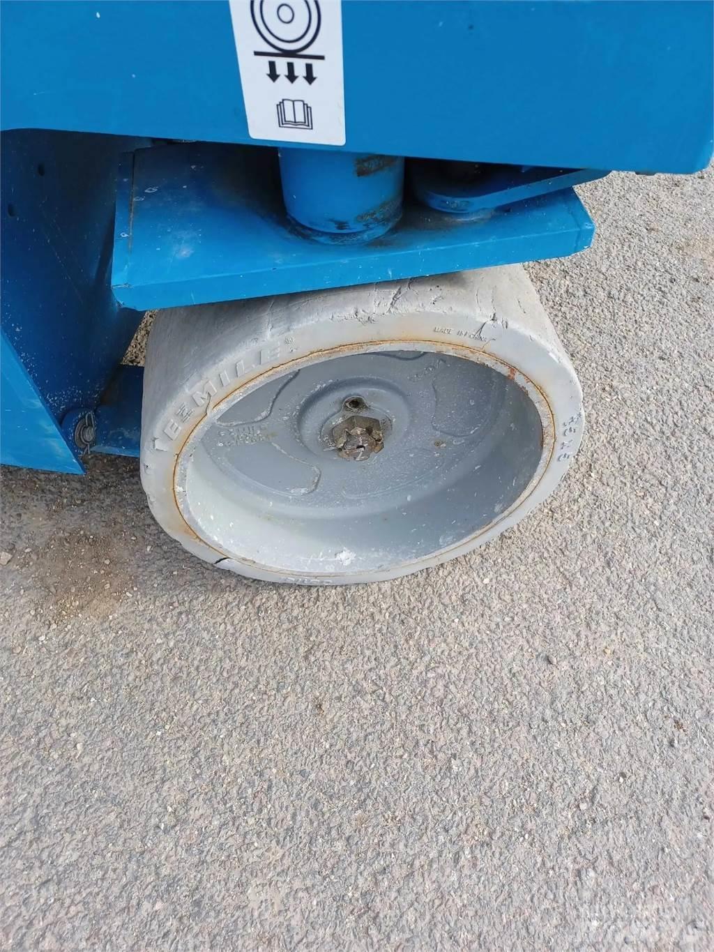 Genie GS 2646 Žirkliniai keltuvai