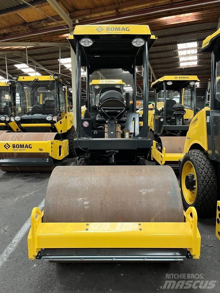 Bomag BW 124 DH-5 Vieno būgno volai