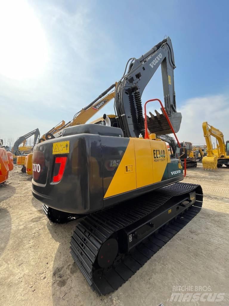 Volvo EC 140 Vidutinės galios ekskavatoriai 7-12 t