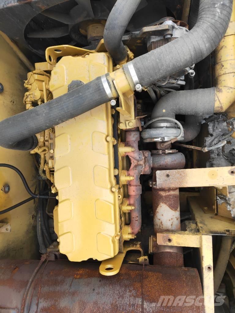 CAT 330C Vikšriniai ekskavatoriai