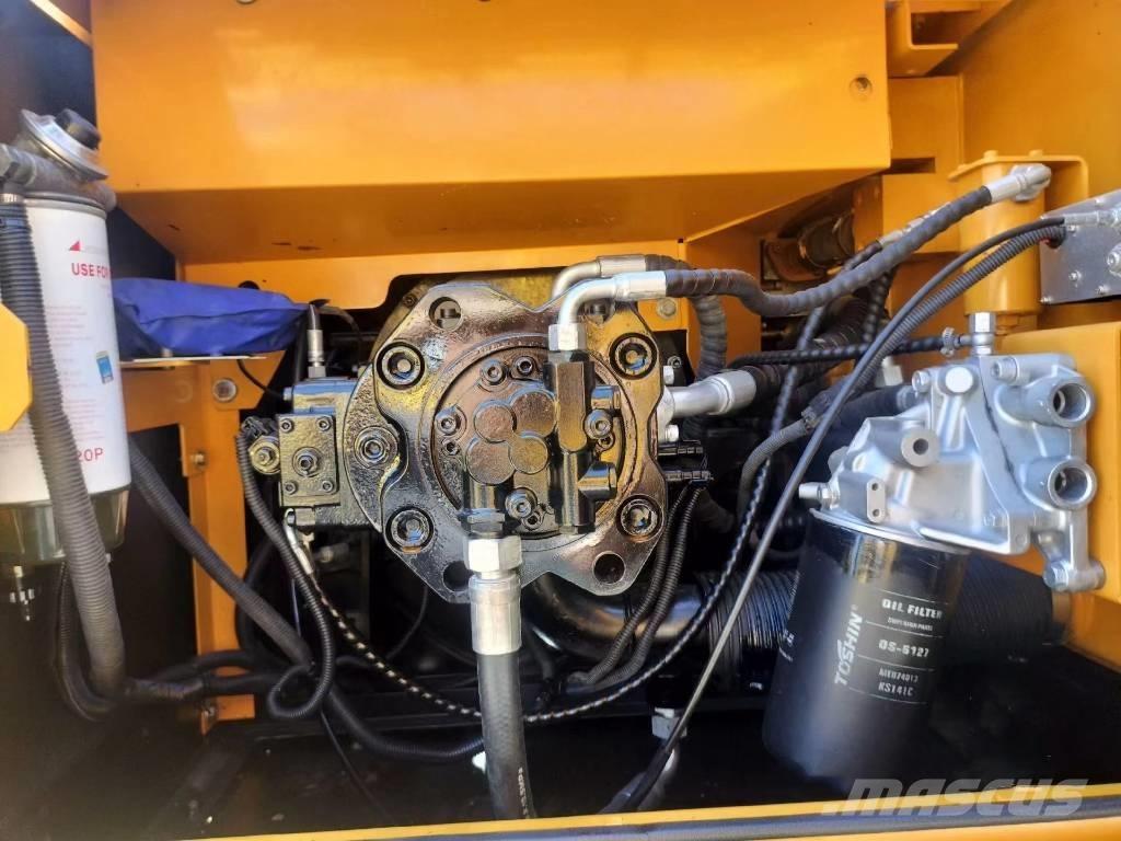 Sany SY215C Vikšriniai ekskavatoriai