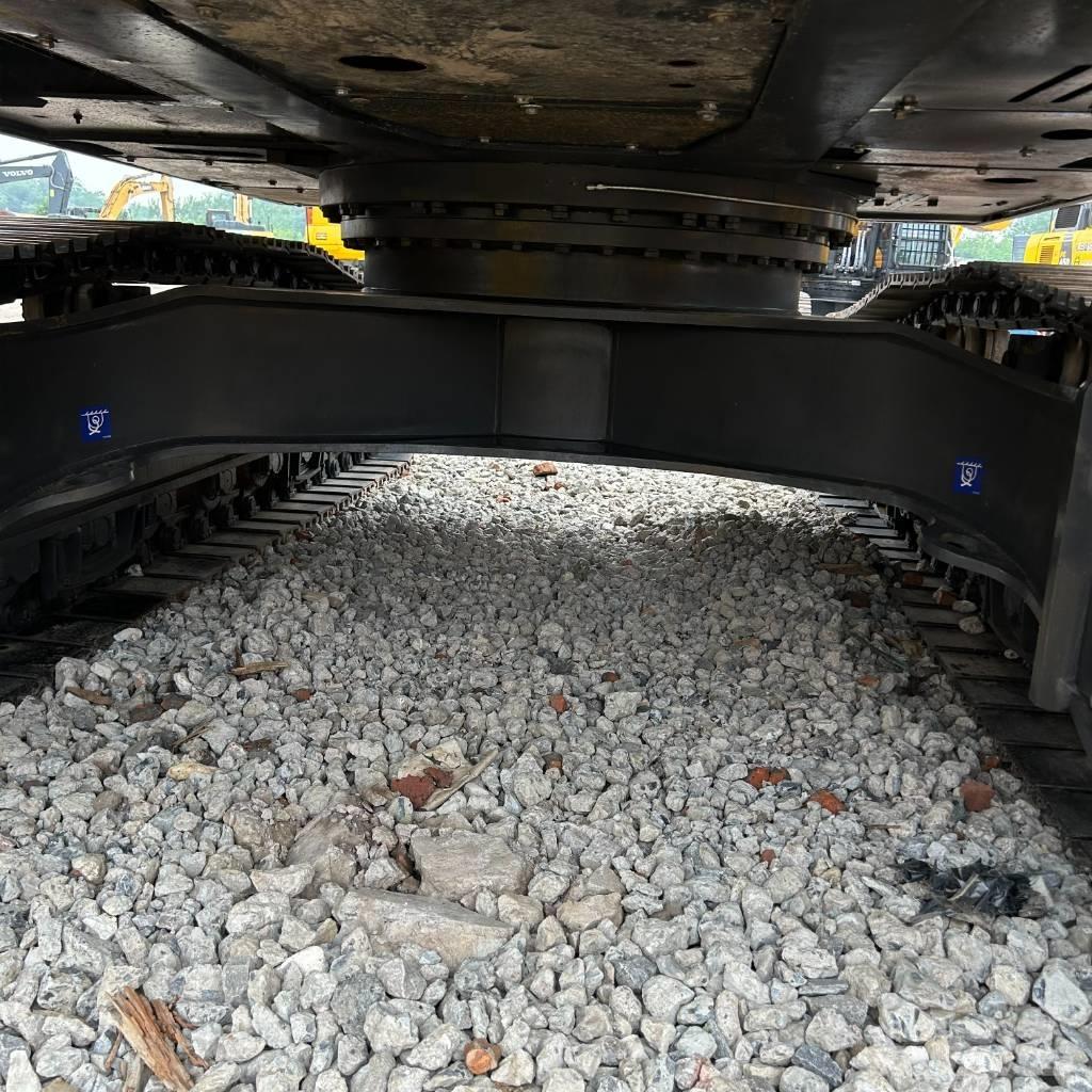 Volvo 240 Vikšriniai ekskavatoriai