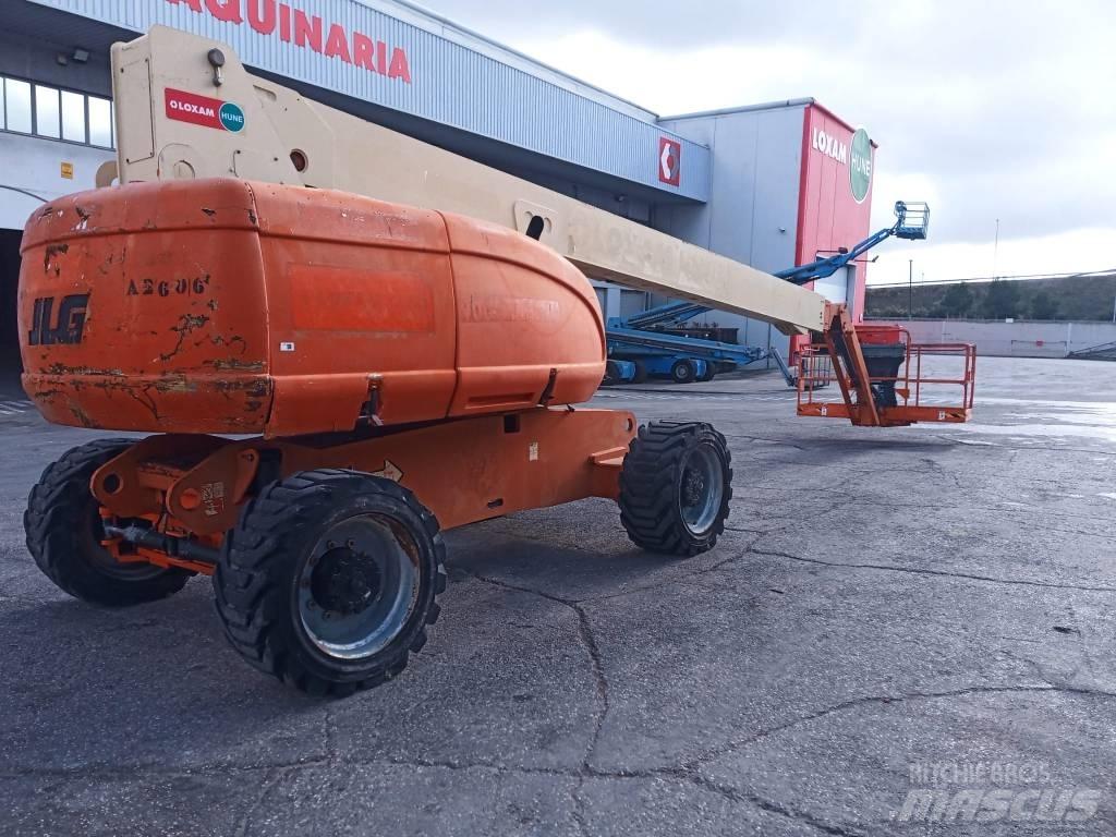 JLG 860 SJ Teleskopiniai keltuvai