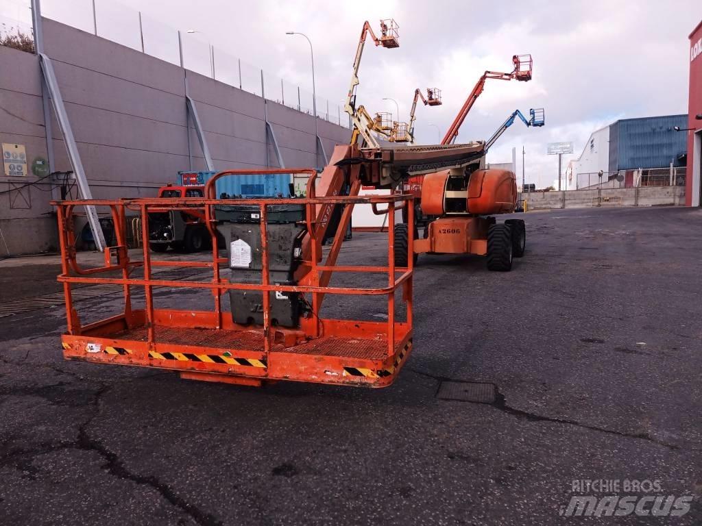 JLG 860 SJ Teleskopiniai keltuvai