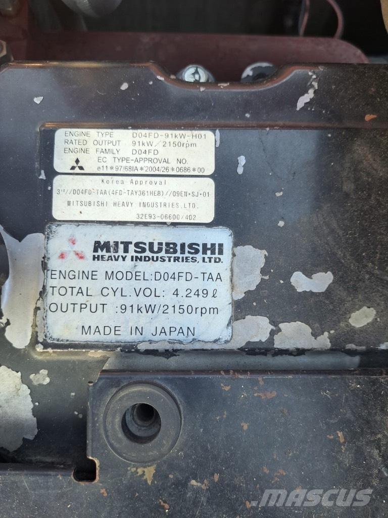 Hyundai 140 C-9 Vikšriniai ekskavatoriai