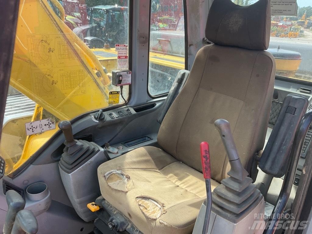 New Holland E 305 Vikšriniai ekskavatoriai