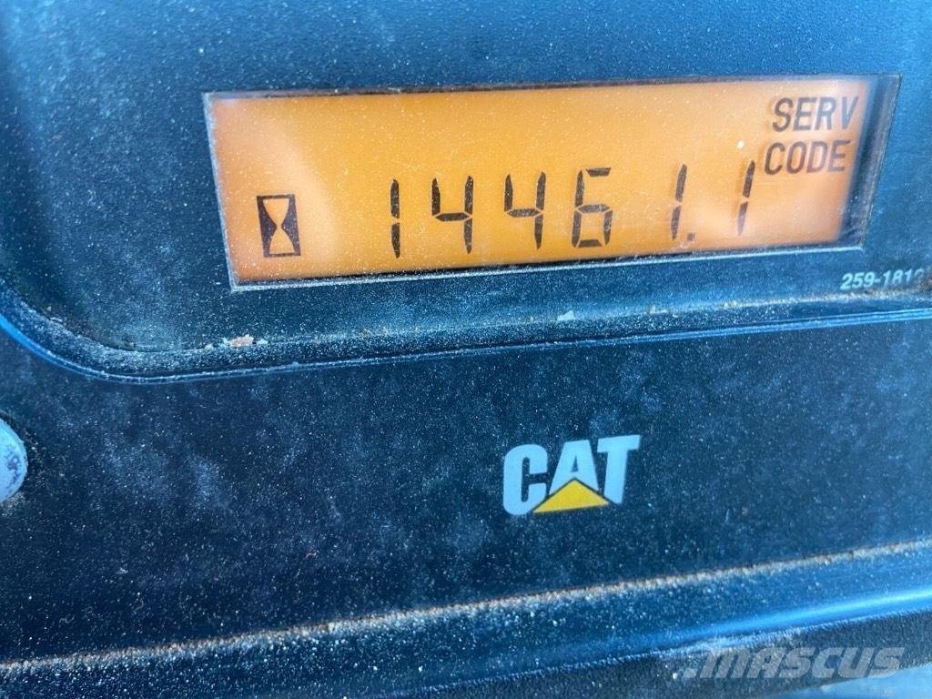 CAT D 6 T LGP Vikšriniai buldozeriai