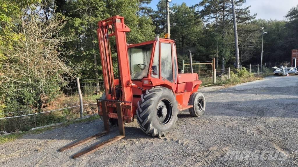 Manitou M 226 CP Dyzeliniai krautuvai