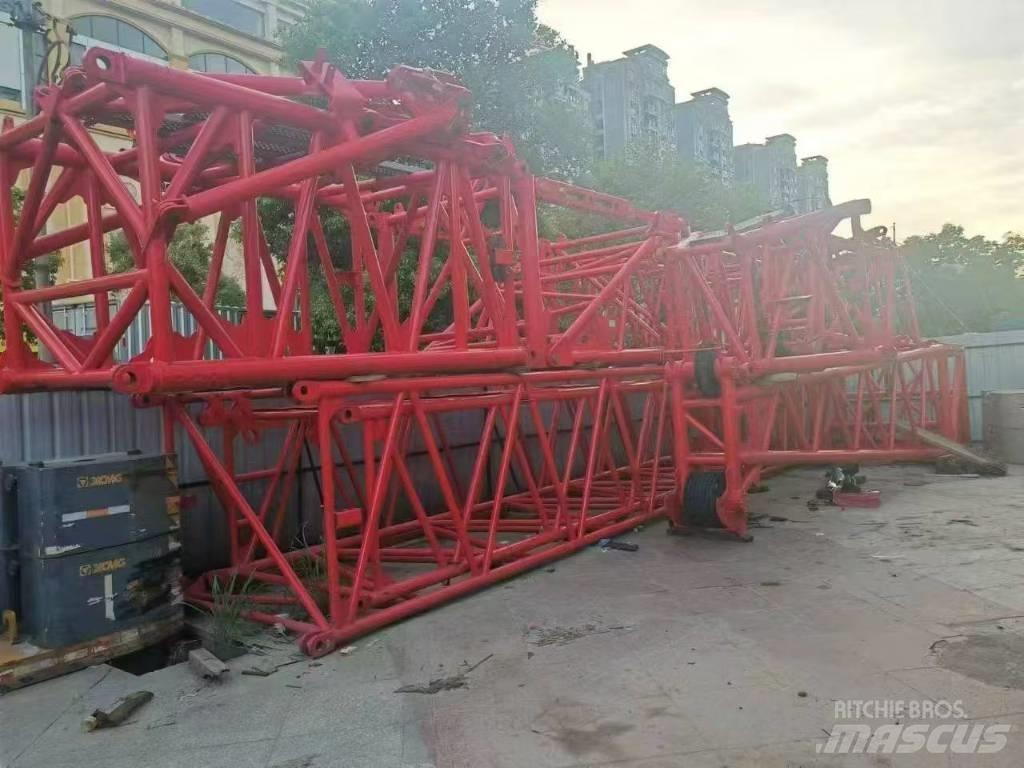 Sany SAC4500T Visureigiai kranai