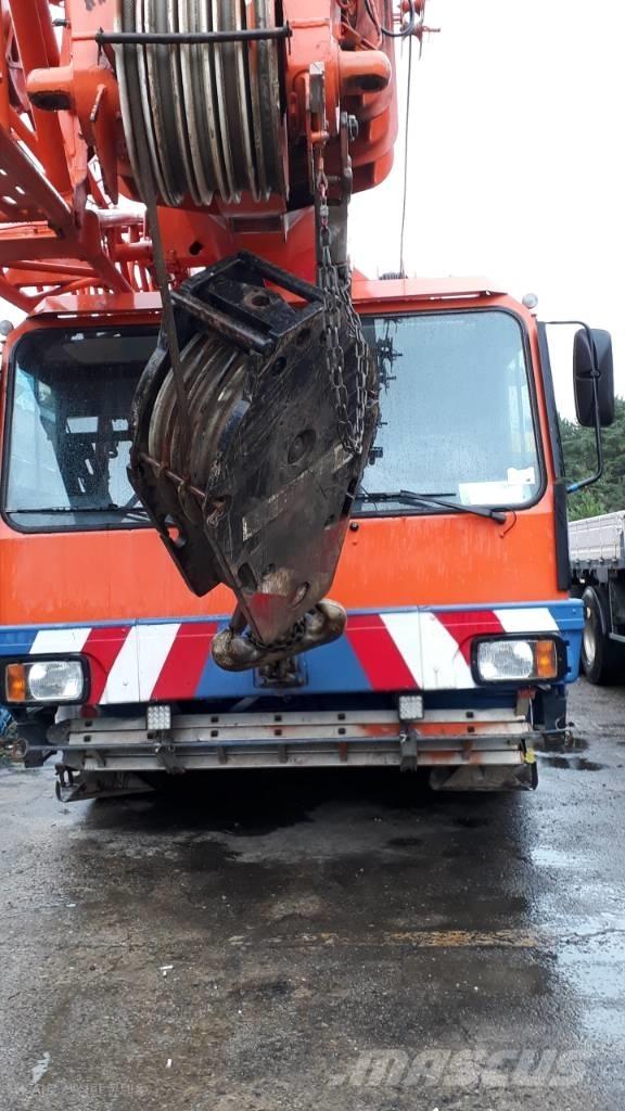 Liebherr LTM 1090-2 Visureigiai kranai