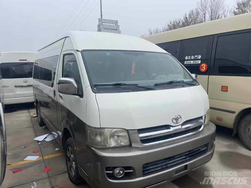 Toyota Hiace Tarpmiestiniai autobusai