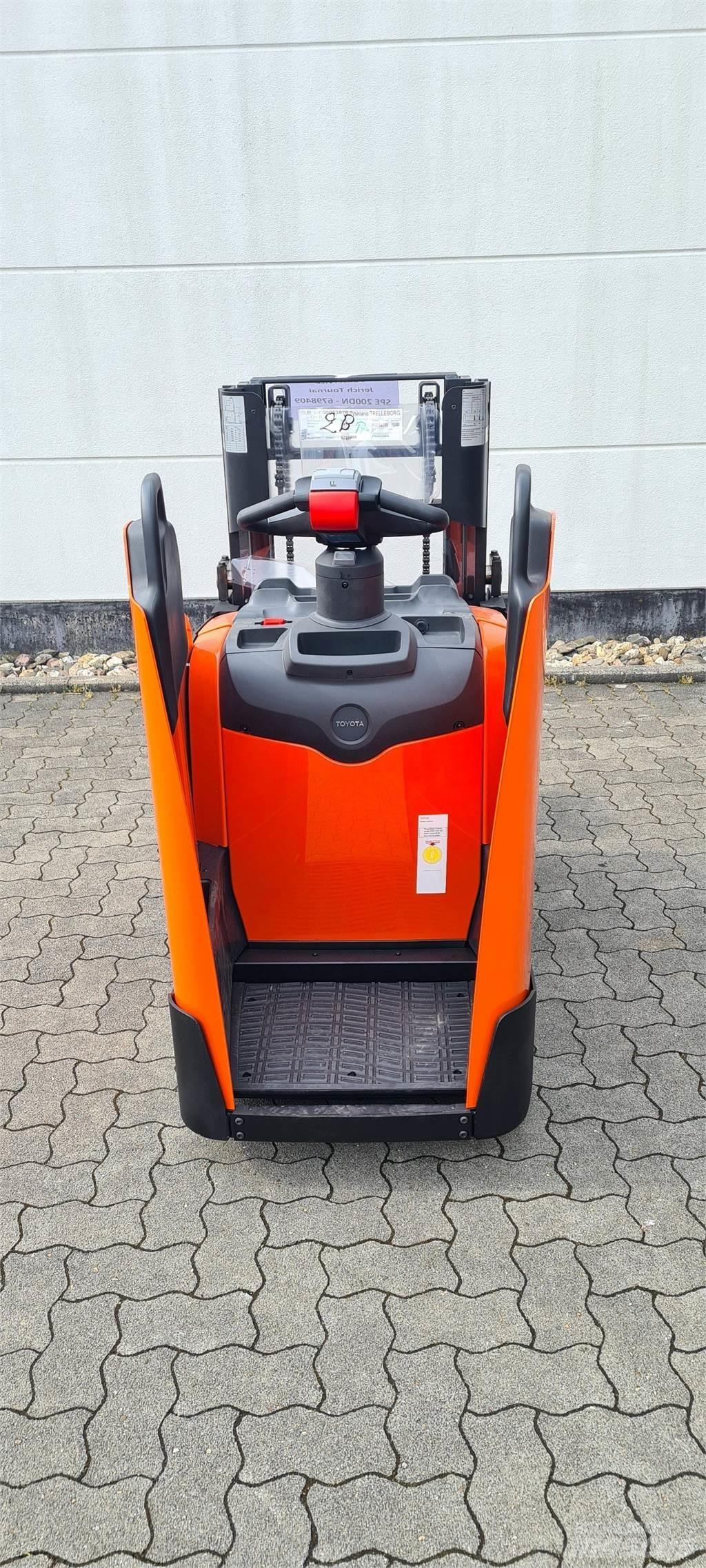 Toyota BT SPE200D Rankiniai vėžimėliai