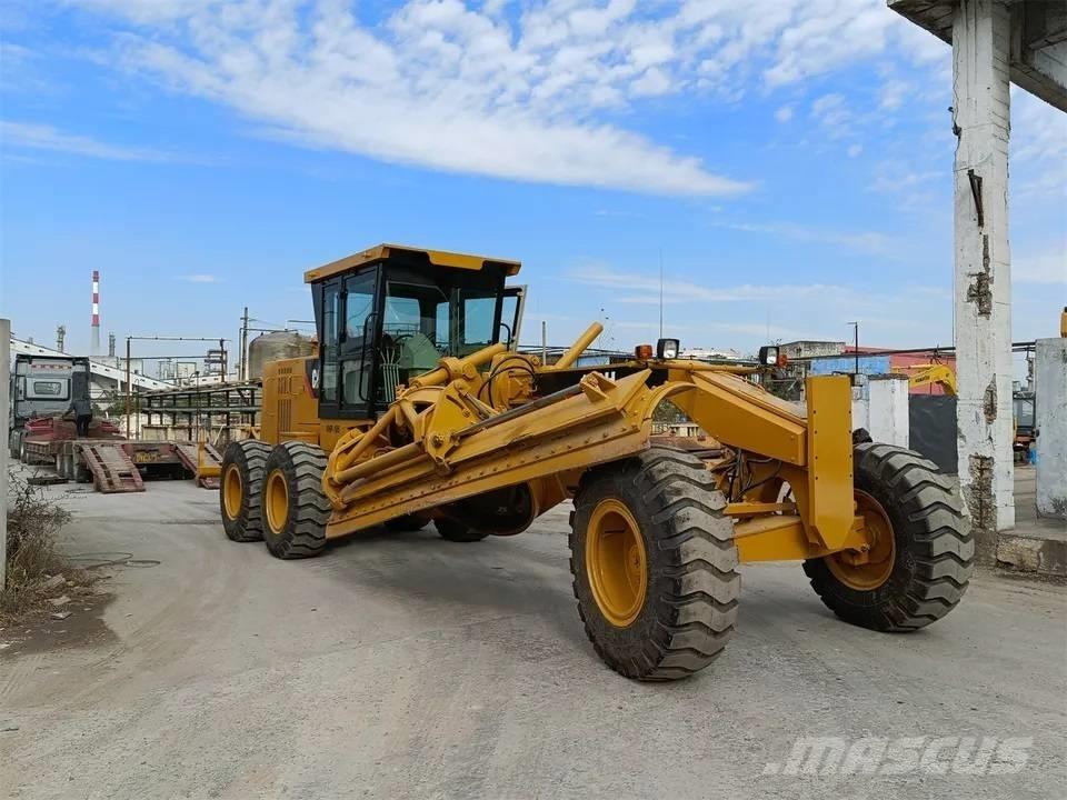 CAT 140H Greideriai