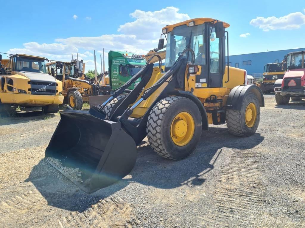 JCB 416HT Naudoti ratiniai krautuvai
