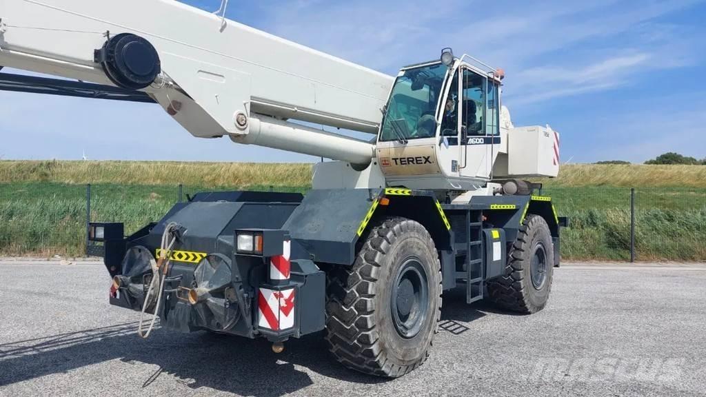 Terex A600 Neapdoroto reljefo kranai