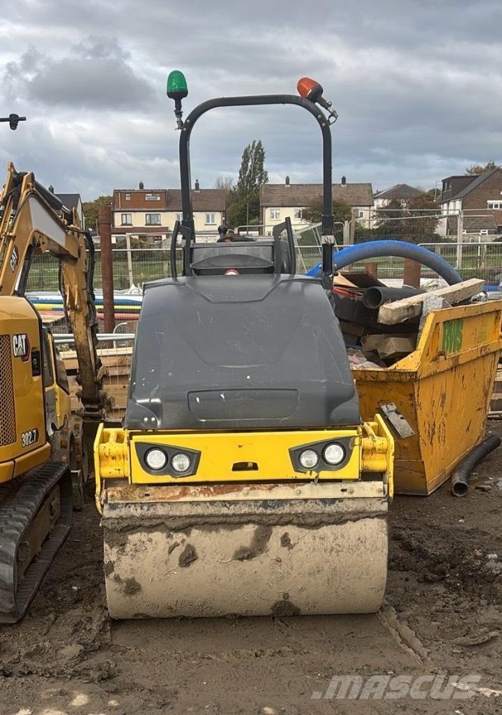 Bomag BW 120 AD-5 Porinių būgnų volai