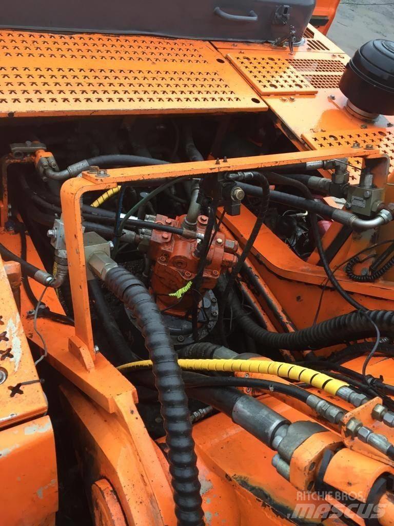 Doosan DX420LC Vikšriniai ekskavatoriai