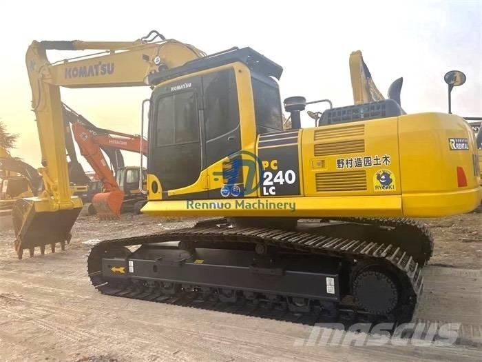 Komatsu PC 240 -8 Vikšriniai ekskavatoriai