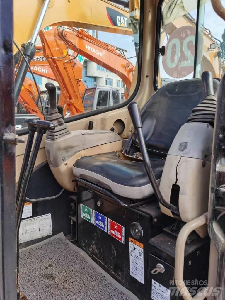 CAT 303 Mini ekskavatoriai < 7 t