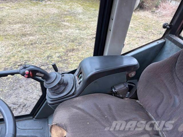 Schäffer 5370Z Naudoti ratiniai krautuvai