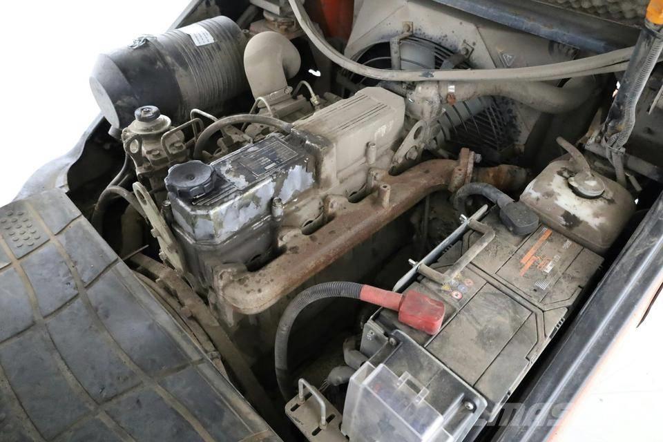 Nexen FDE-30 Dyzeliniai krautuvai