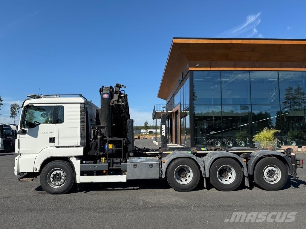 MAN Crane + hook lift Automobiliniai kranai