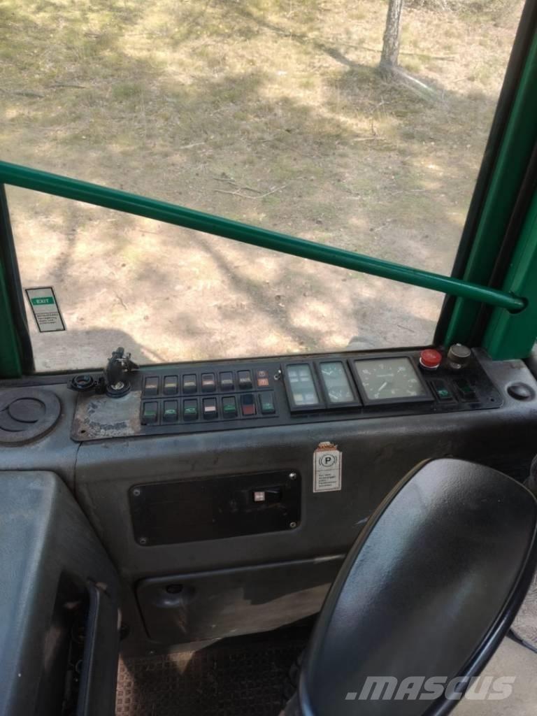 Timberjack 1010D Naudoti miškovežiai (Forvarderiai)