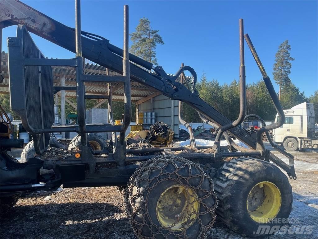 Timberjack 810B Naudoti miškovežiai (Forvarderiai)