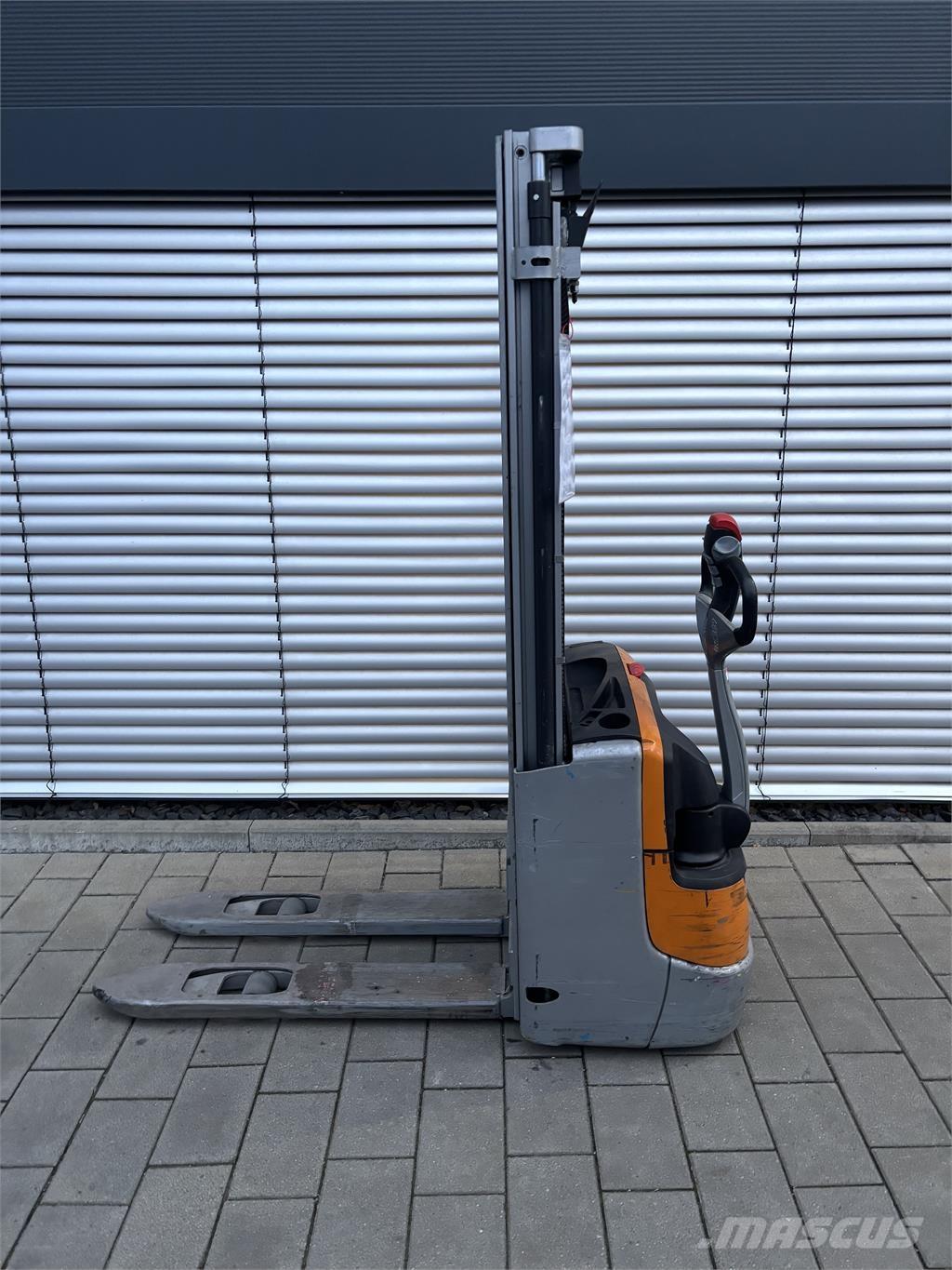 Still EXV 10 Savaeigiai rietuvai