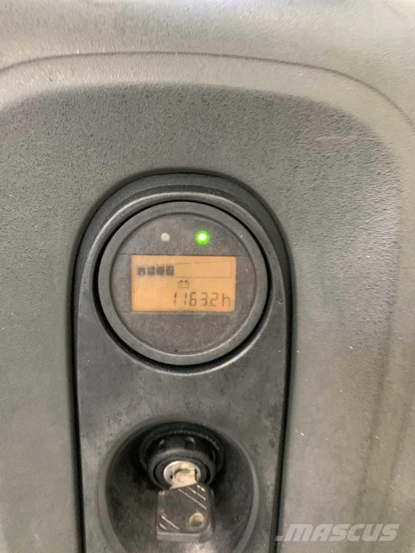 Linde L12 Rankiniai vėžimėliai