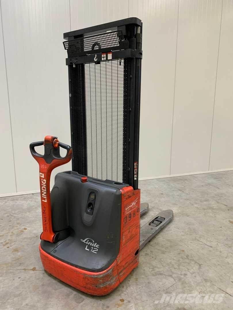 Linde L12 Savaeigiai rietuvai