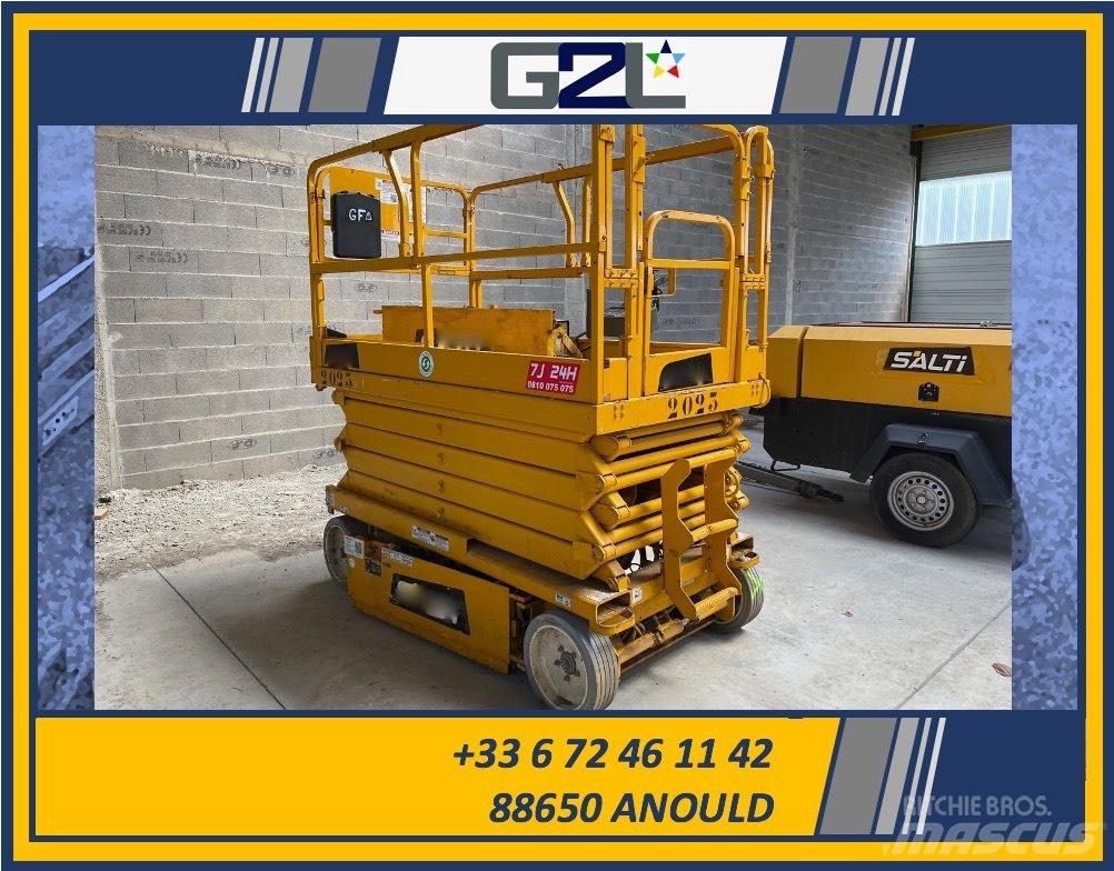 JLG 3246 ** A REPARER** Žirkliniai keltuvai
