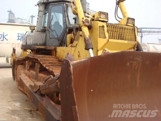 Komatsu d155a-2 Vikšriniai buldozeriai