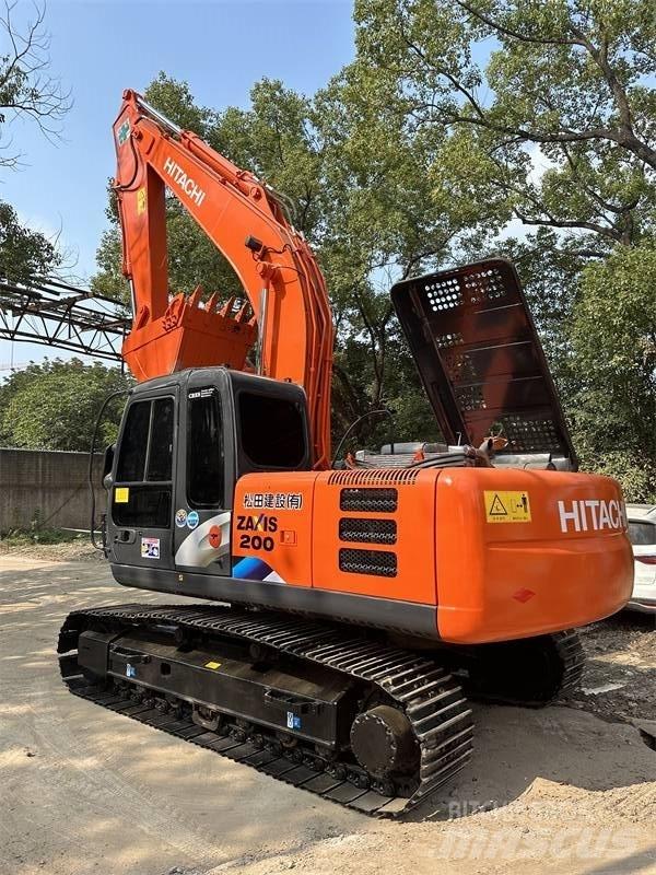 Hitachi 200 Ratiniai ekskavatoriai