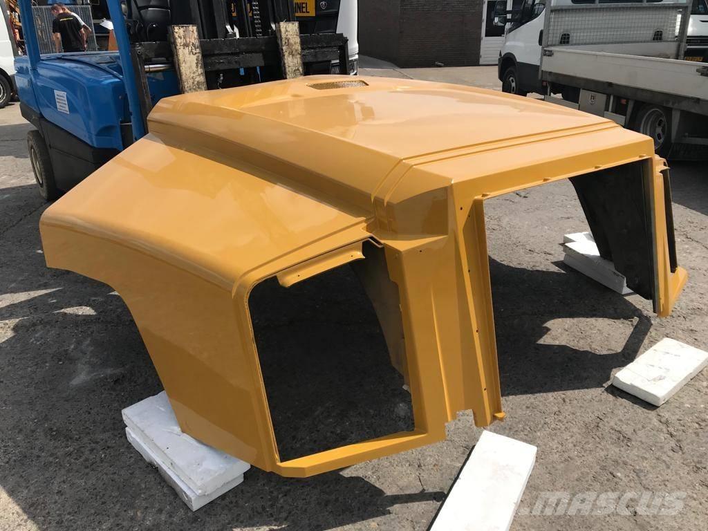 CAT 735 B Hood Važiuoklė ir suspensija