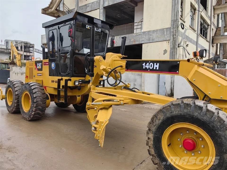CAT 140H Greideriai