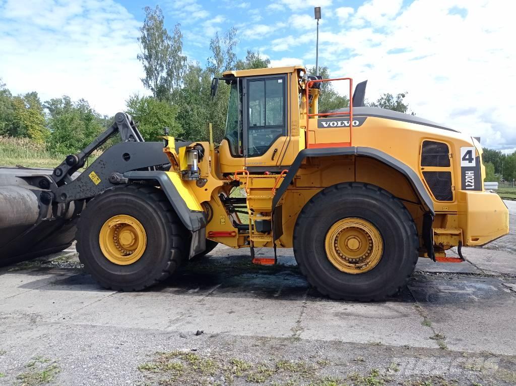 Volvo L 220 H Naudoti ratiniai krautuvai