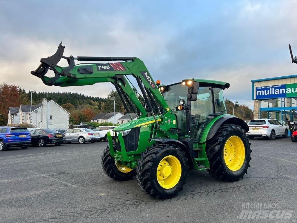 John Deere 5125 R Traktoriai