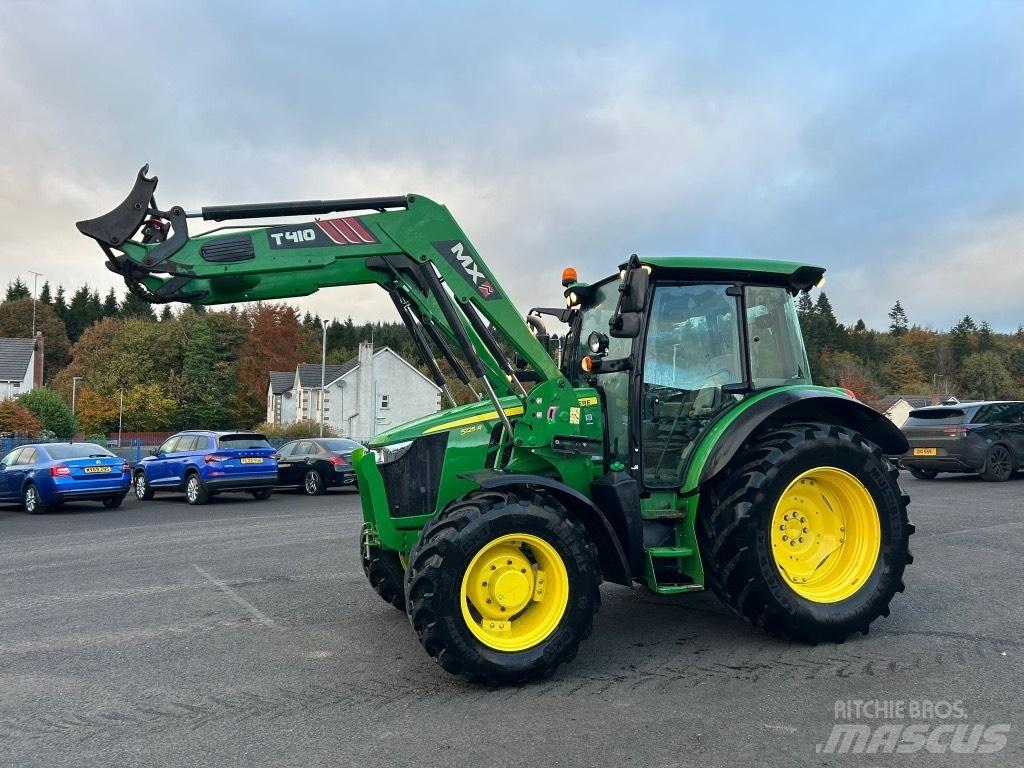 John Deere 5125 R Traktoriai