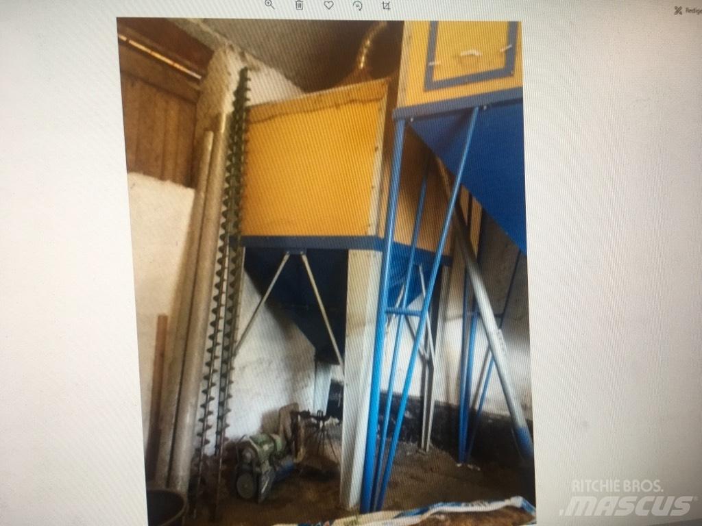  Fodersilo Grūdų talpyklos