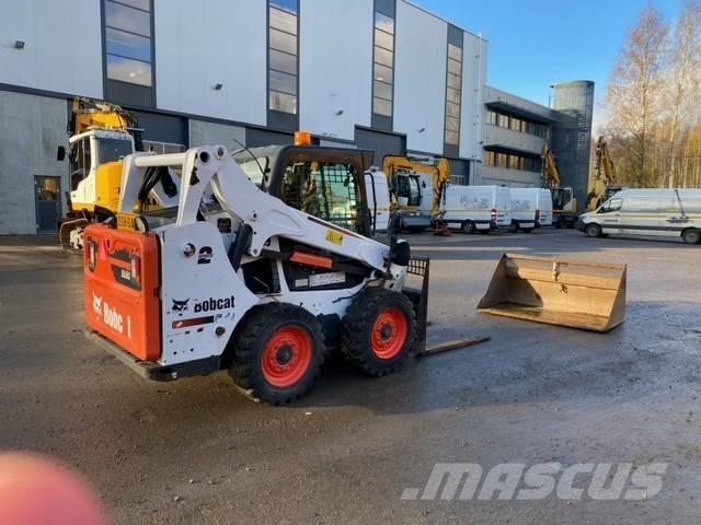 Bobcat S 590 Krautuvai su šoniniu pasukimu