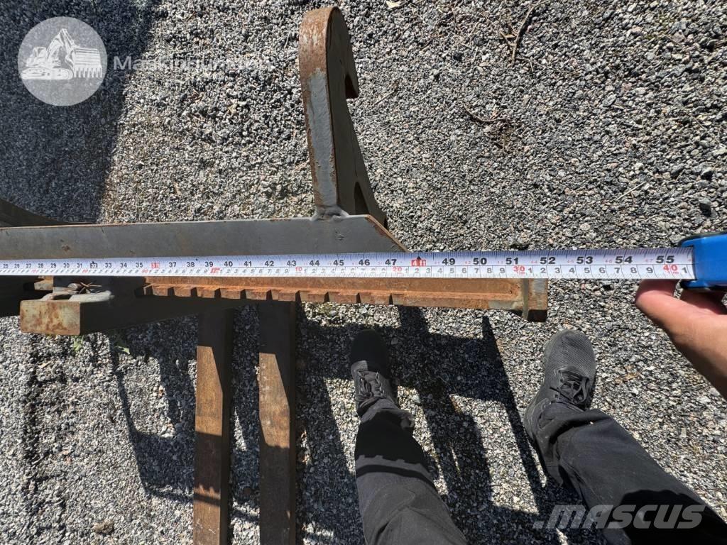 JCB 413 K Naudoti ratiniai krautuvai