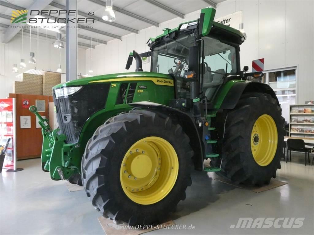 John Deere 7R 330 Traktoriai
