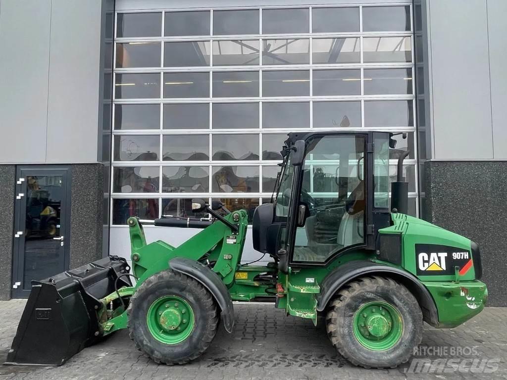 CAT 907H Naudoti ratiniai krautuvai