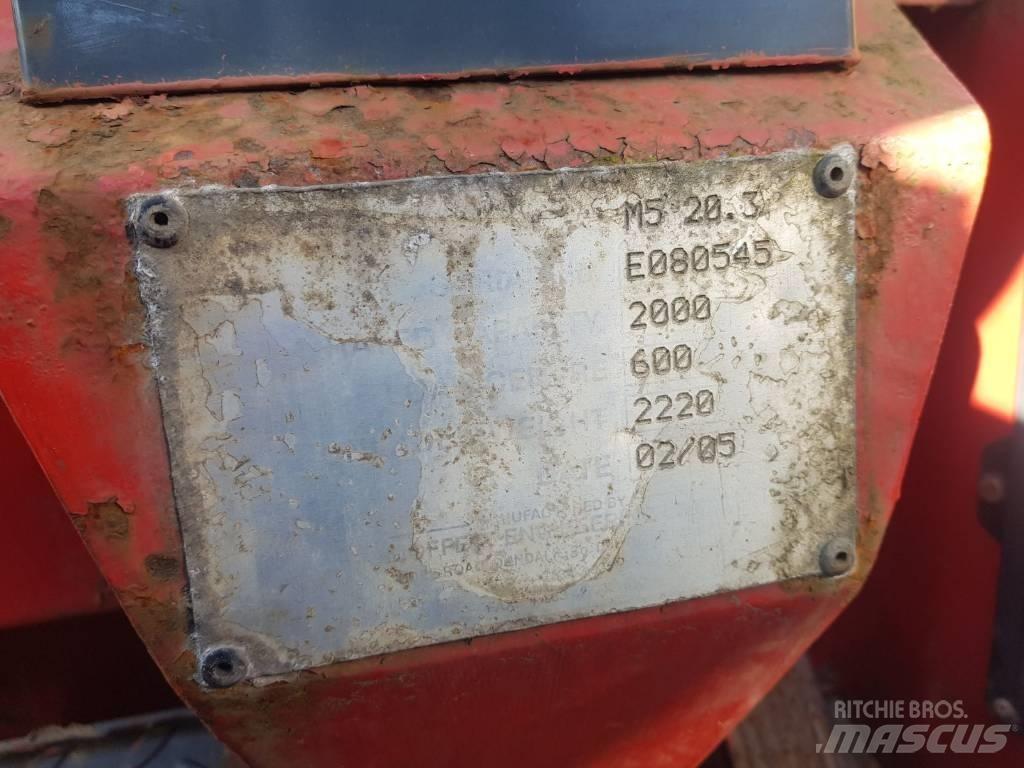 Moffett MOFFETT Transportas - Kita