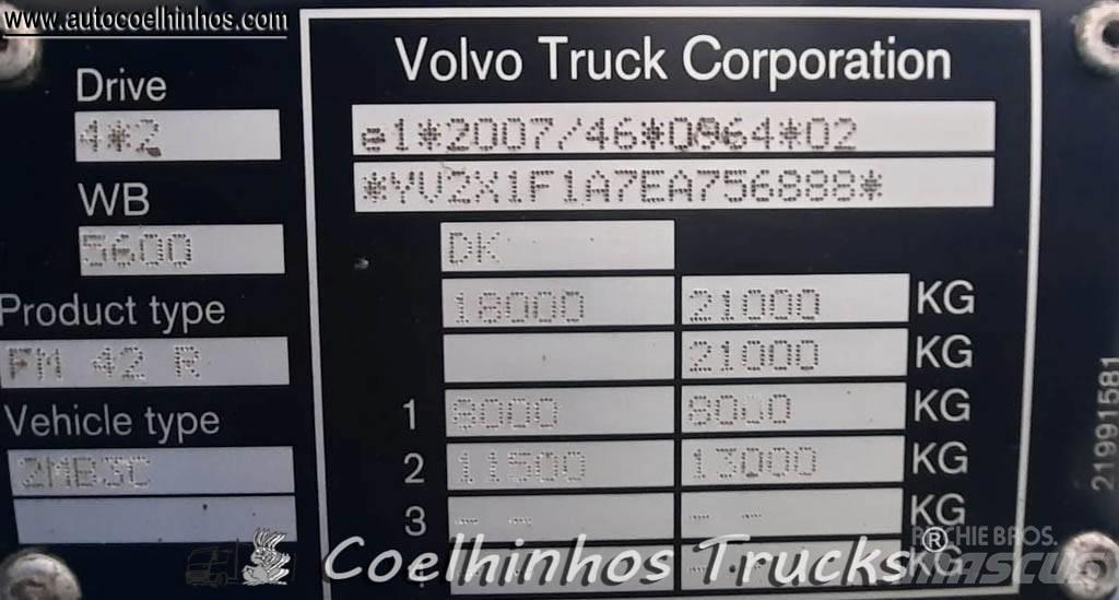 Volvo FM 410 Priekabos su tentu