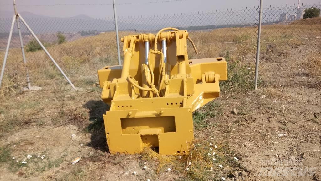 CAT D 6 Važiuoklė ir suspensija