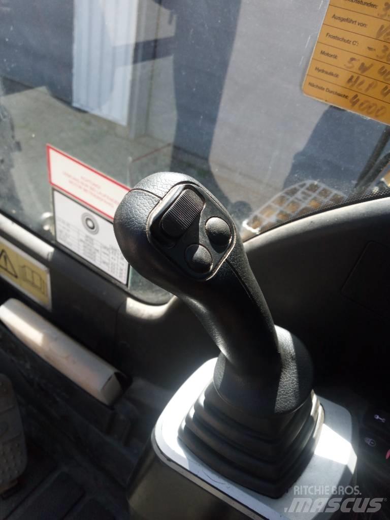 JCB JS 145 W Ratiniai ekskavatoriai
