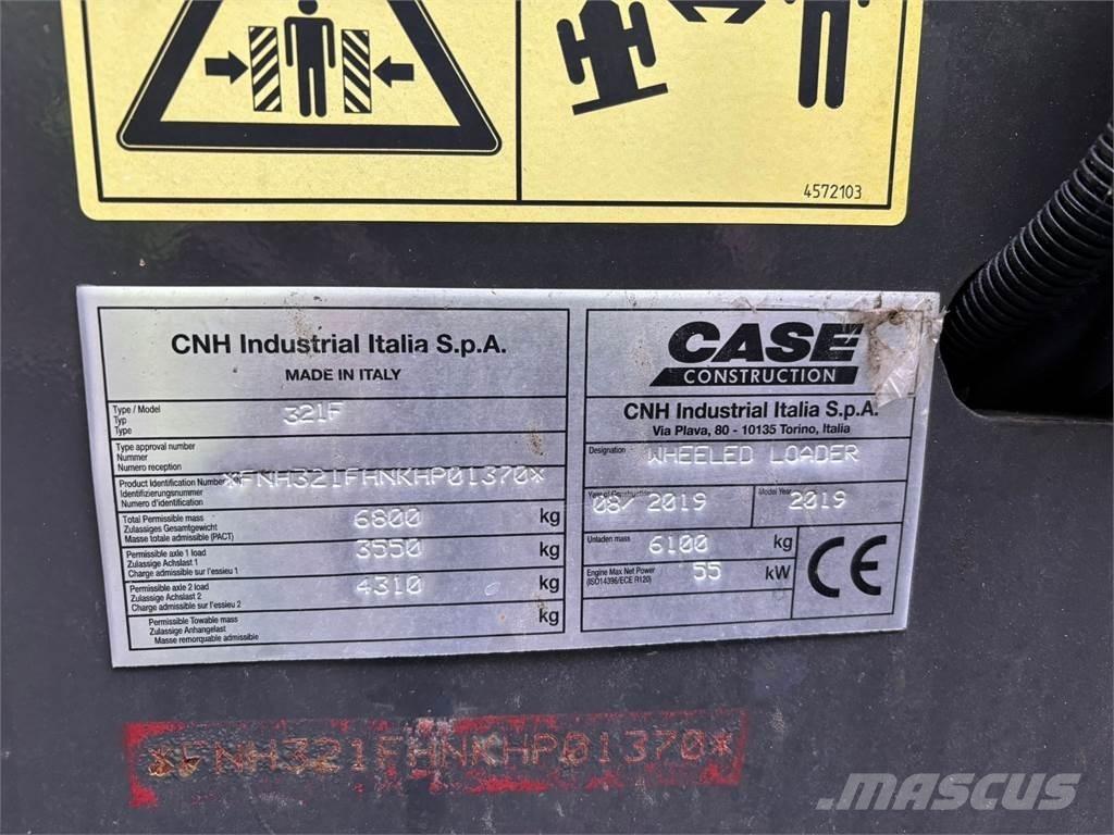 CASE 321f Naudoti ratiniai krautuvai