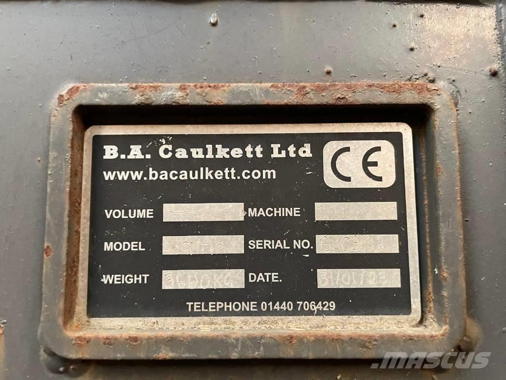 Volvo L 120 H Kaušai